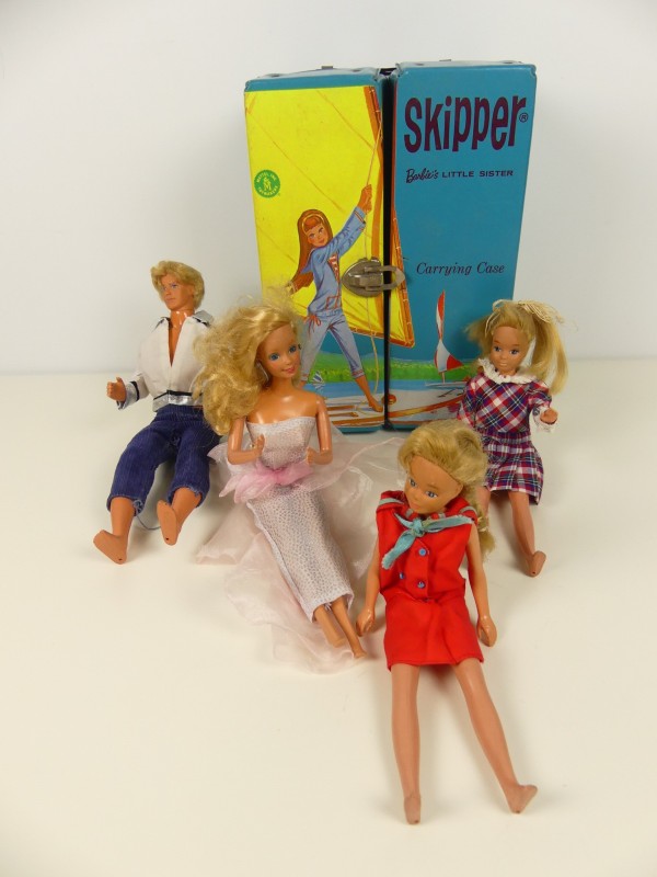 Vintage SKIPPER/Barbie lotje